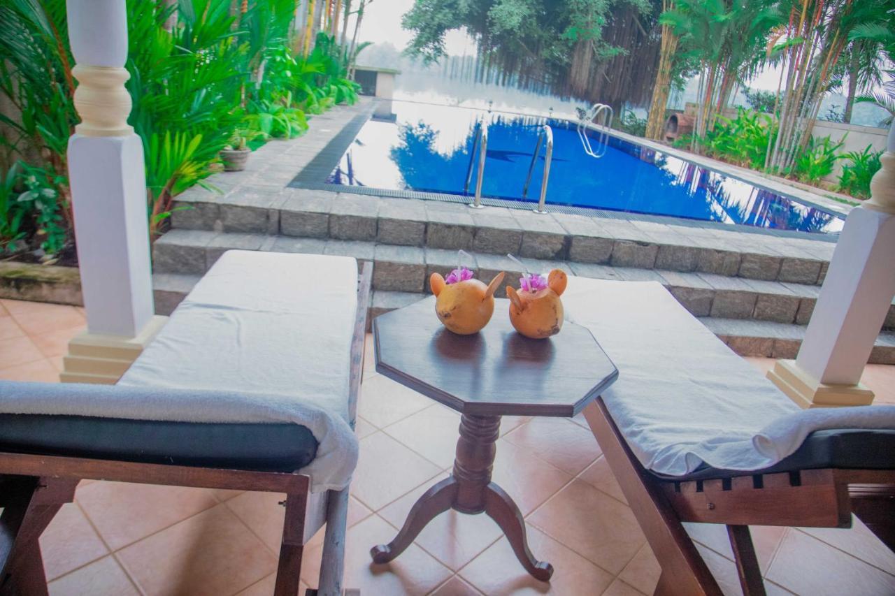 Bentota River Villa Exterior photo