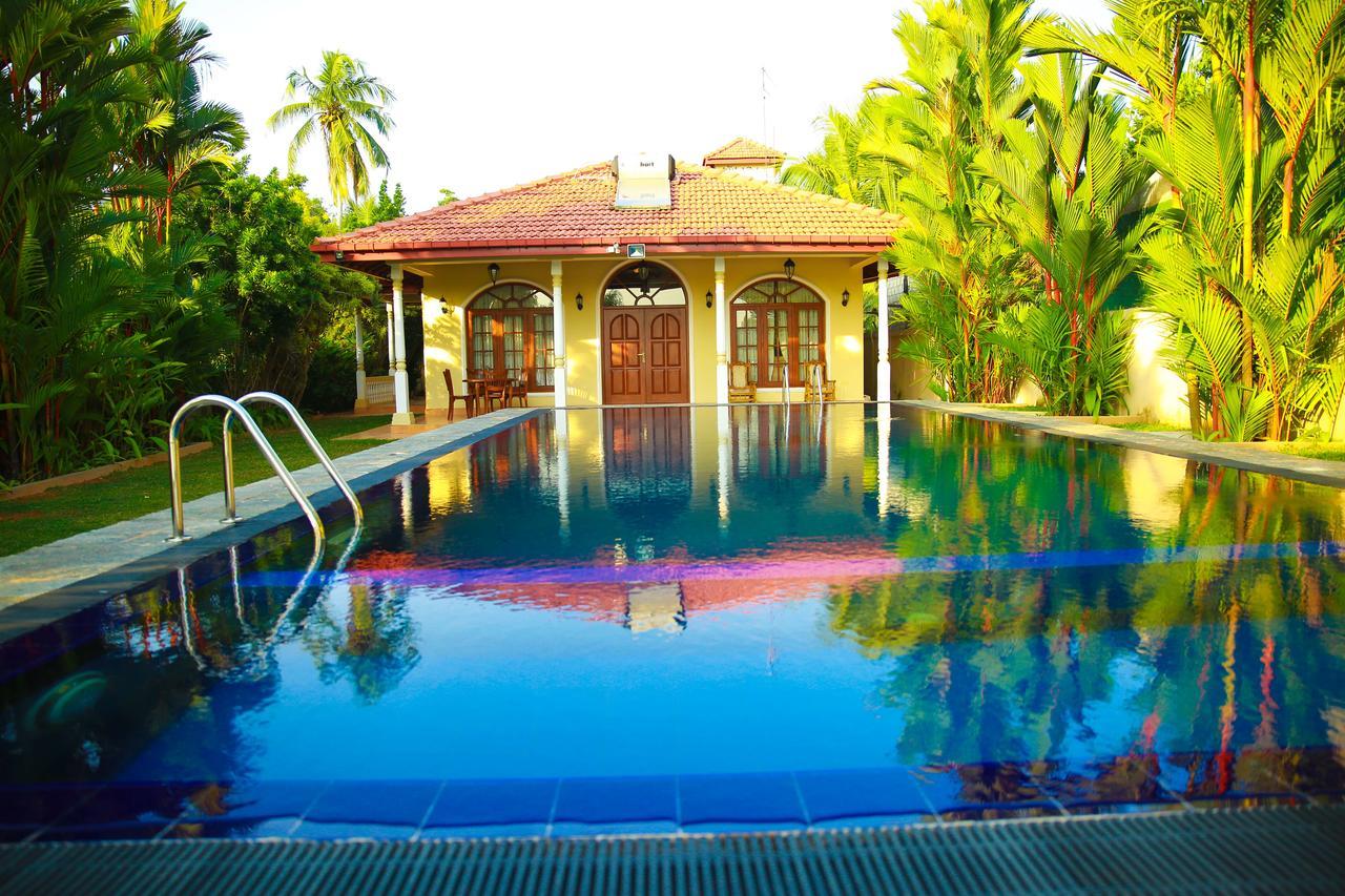 Bentota River Villa Exterior photo