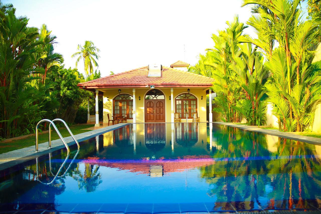 Bentota River Villa Exterior photo