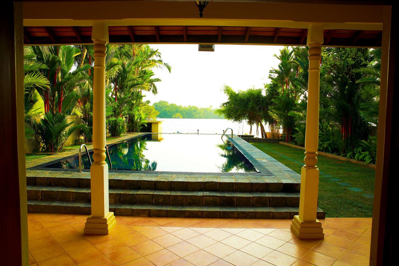 Bentota River Villa Exterior photo